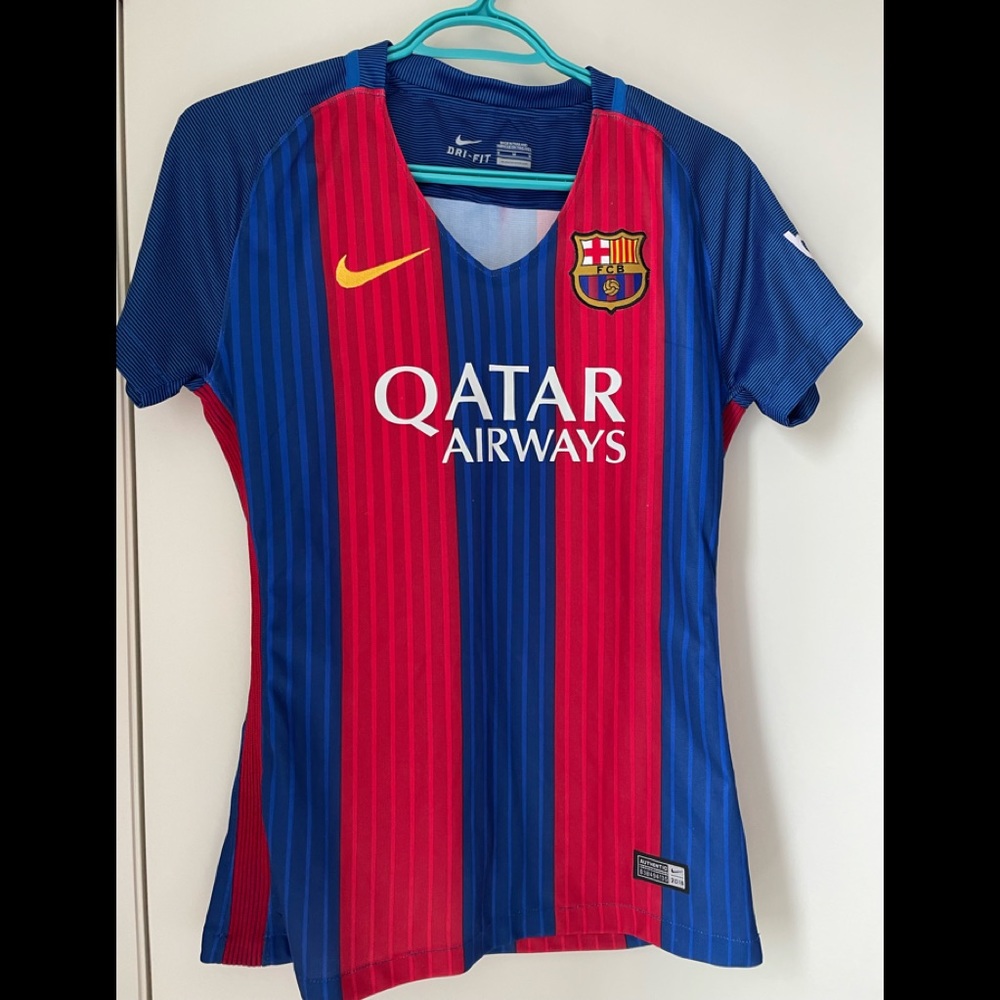 Barcelona womens medium jersey